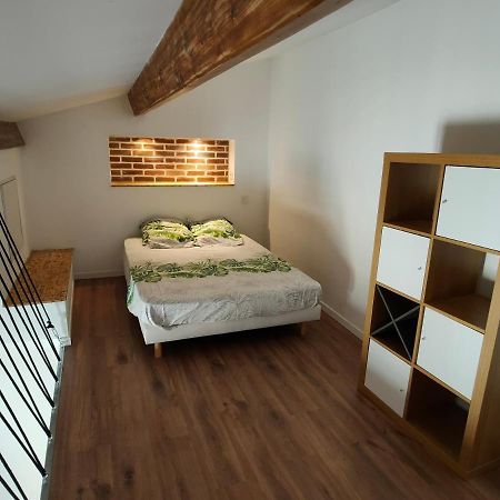 Apartamento Joli Apparemment Type Loft Cavaillon Exterior foto